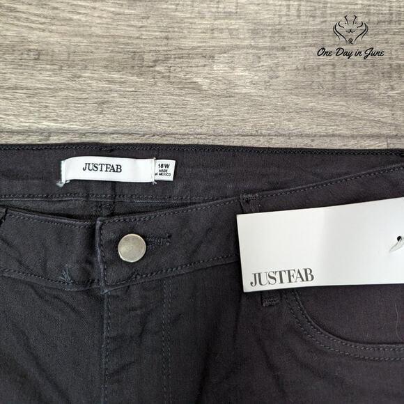 Justfab Plus Size Curvy Fit Jeans Size 18W - Picture 2 of 6